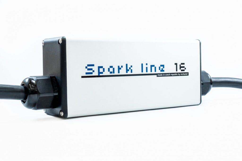 SPARK LINE 16 - kabel ze skrzynką sterującą 11kW (3X16A), TYPE2-CEE CZERWONE, 16A x 3 fazy, 5m