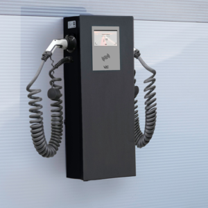 V2C POLE Wallbox (2×22 kW) cables, 8'' Display, 4G, LAN/Wifi, RFID
